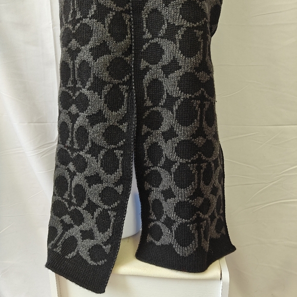 COACH Wool Cashmere Blend Logo All Over Print Black Grey Scarf - Picture 4 of 8